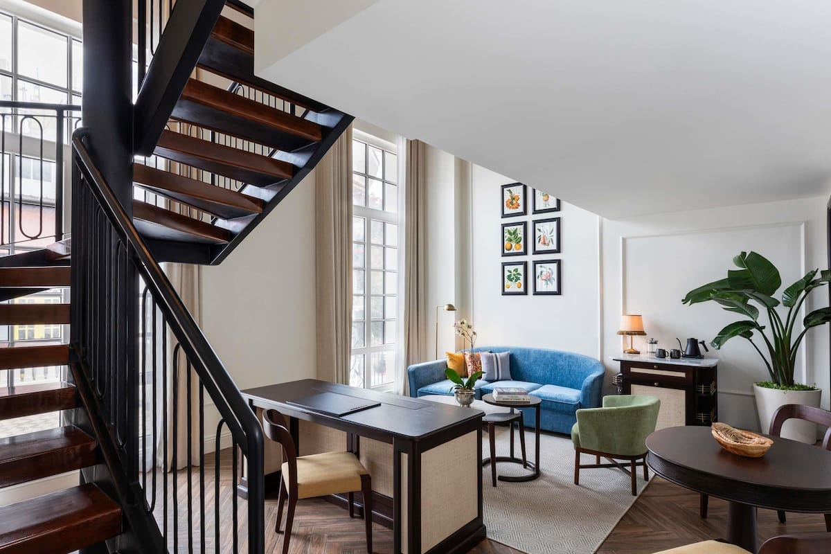 Suite, 1 très grand lit, vue ville (Magnifique Duplex, historic views)