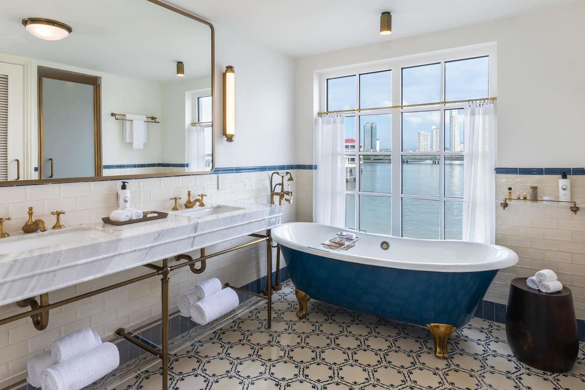 Premium bedding, down duvets, pillow-top beds, minibar