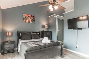 2 bedrooms, desk, iron/ironing board, free WiFi