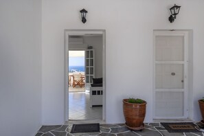 Entrée de l’hébergement