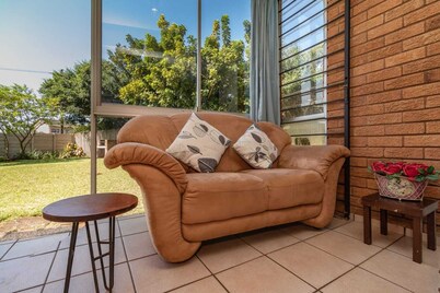 Sunny Tides Holiday Inn