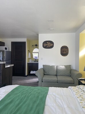 1 室のベッドルーム、アイロン / アイロン台、WiFi (無料)、ベッドシーツ