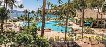 NEW 1BR Condo w/ Private Courtyard, Perfect Location Steps from Beach & Pool