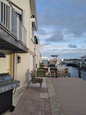 Terrace/patio - 3 bdrm 3 bath w separate apt. Nettles isle resort, priv. beach, deck, sleeps 10 (Jensen Beach)