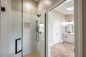 Shower, towels