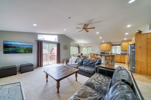 Clean Spacious 3 Bed Nash Family Cabin. 2300sq/ft