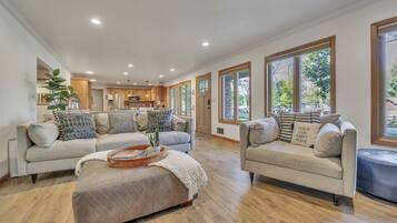 Televisor intel·ligent i llar de foc