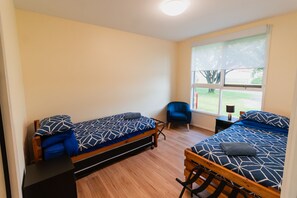 2 bedrooms, free WiFi - Village View Unit 3 Mallacoota (Mallacoota)