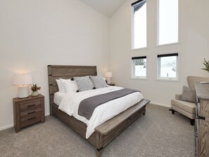4 bedrooms, travel cot, free WiFi, bed sheets