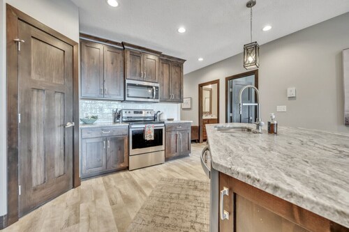 Lattitude Adjustment at the Bayside in Bridges Bay Resort