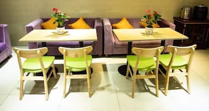 Shell Hefei Chaohu Railway Station Wanda Plaza Hotel