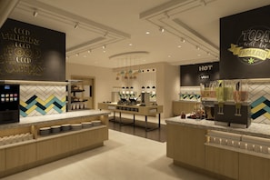 Petit déjeuner buffet compris tous les jours