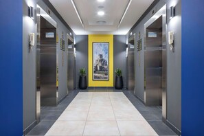 Lobby - Hampton by Hilton Doha Old Town (Doha)