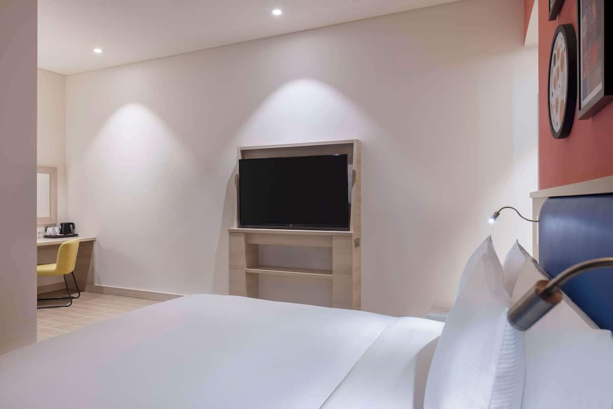 Coffre-fort, bureau, espace de travail pour ordinateurs portables