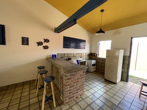 Private kitchen - House with 2 suites • For 4 people • 100m from the sea • Serrambi Beach (Ipojuca)