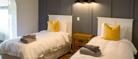 3 bedrooms, WiFi, bed sheets