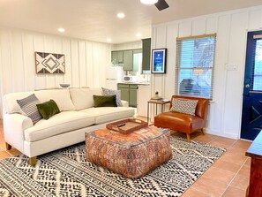 Smart TV, fireplace, table tennis - Pool l Firepit l River l Lake l HOT TUB l Cabin (Ingram)