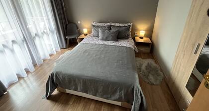 MH Apartaments