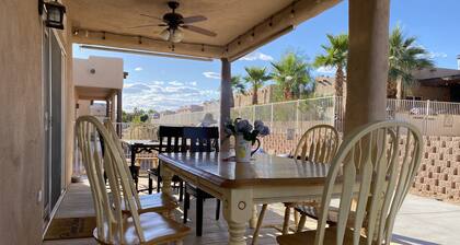 Beautiful Big House one block from the Colorado River