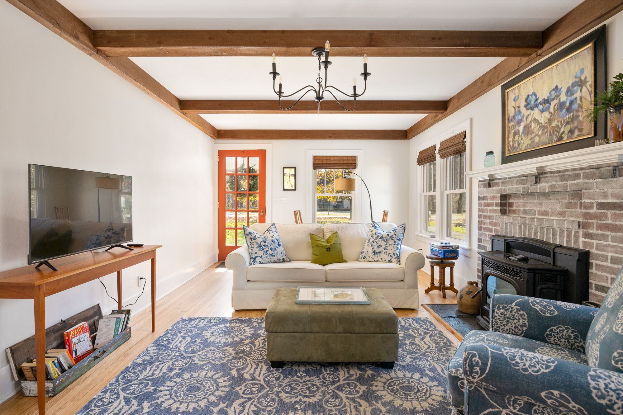 Welcome to the Red Bridge Cottage!