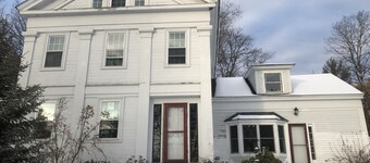 Sunday River Area Cozy Farmhouse