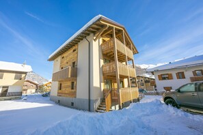 Exterior - Menina (Livigno)