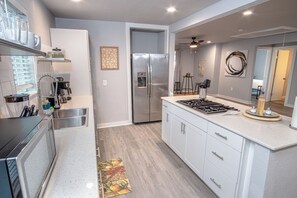 House (4 Bedrooms) | Private kitchen
