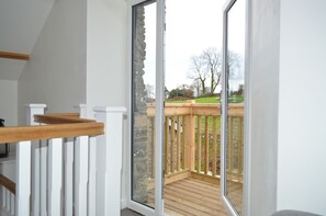 Cottage | Balcony - Cwrt y Wennol (Swansea)