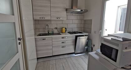 Cozy Sea View Apartment in Civitavecchia