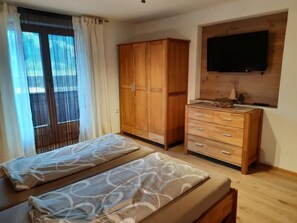 2 Schlafzimmer, Internetzugang