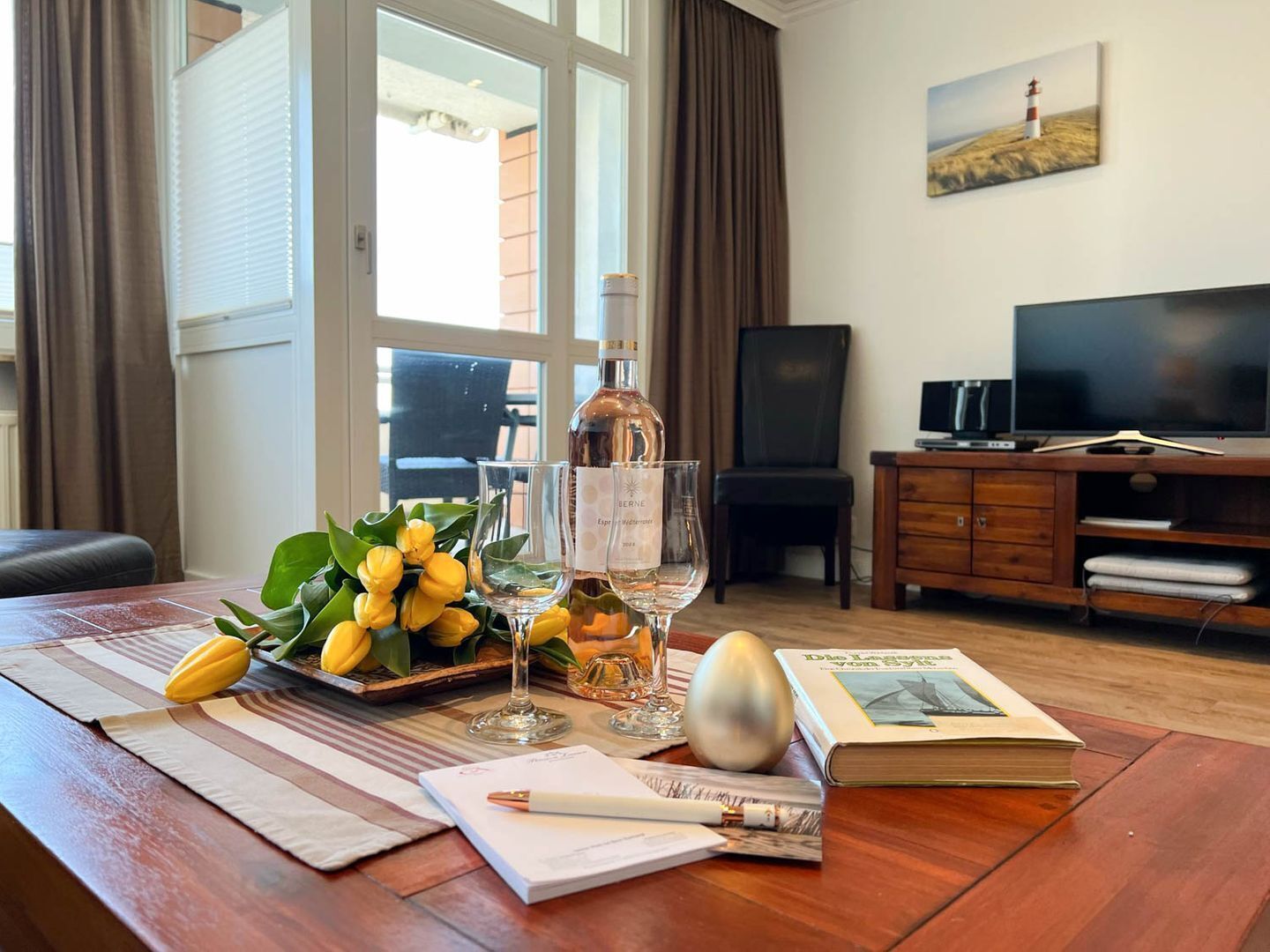 Télévision, chaîne hi-fi