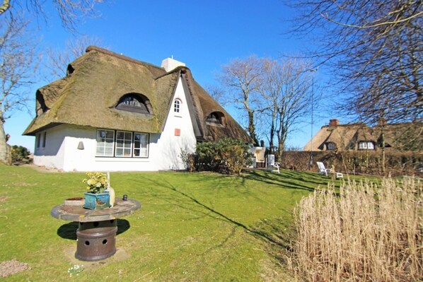Exterior - Erna im Friesenhaus Sieben-Linden - Relaxed island life: Cozy (Sylt)
