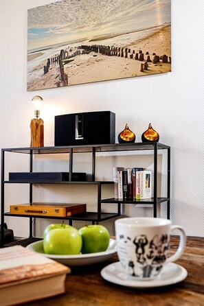 Unclassified image, 3 of 13, button