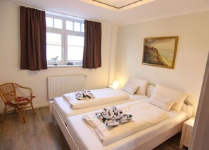 1 chambre, fer et planche Ă repasser, Wi-Fi, draps fournis