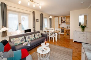 Unclassified image, 2 of 27, button