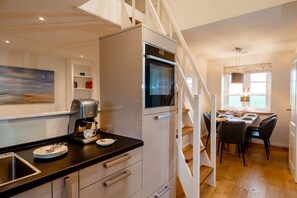 Luokittelematon kuva, 5 kautta 31, painike