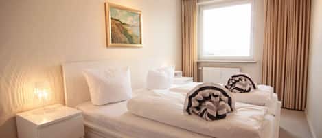 1 Schlafzimmer, BĂŒgeleisen/BĂŒgelbrett, WLAN, BettwĂ€sche