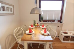 Uklassifisert bilde, 4 av 13, knapp