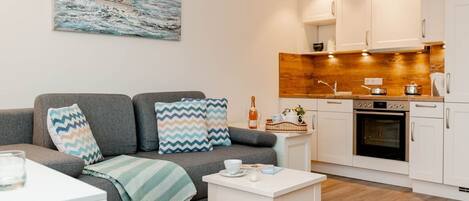 Télévision, chaîne hi-fi