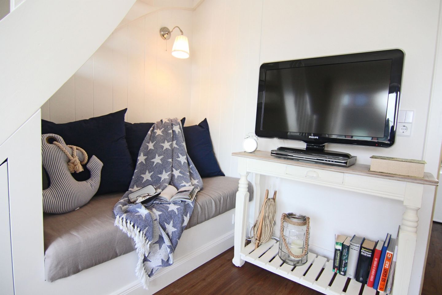 Fernseher, Stereoanlage