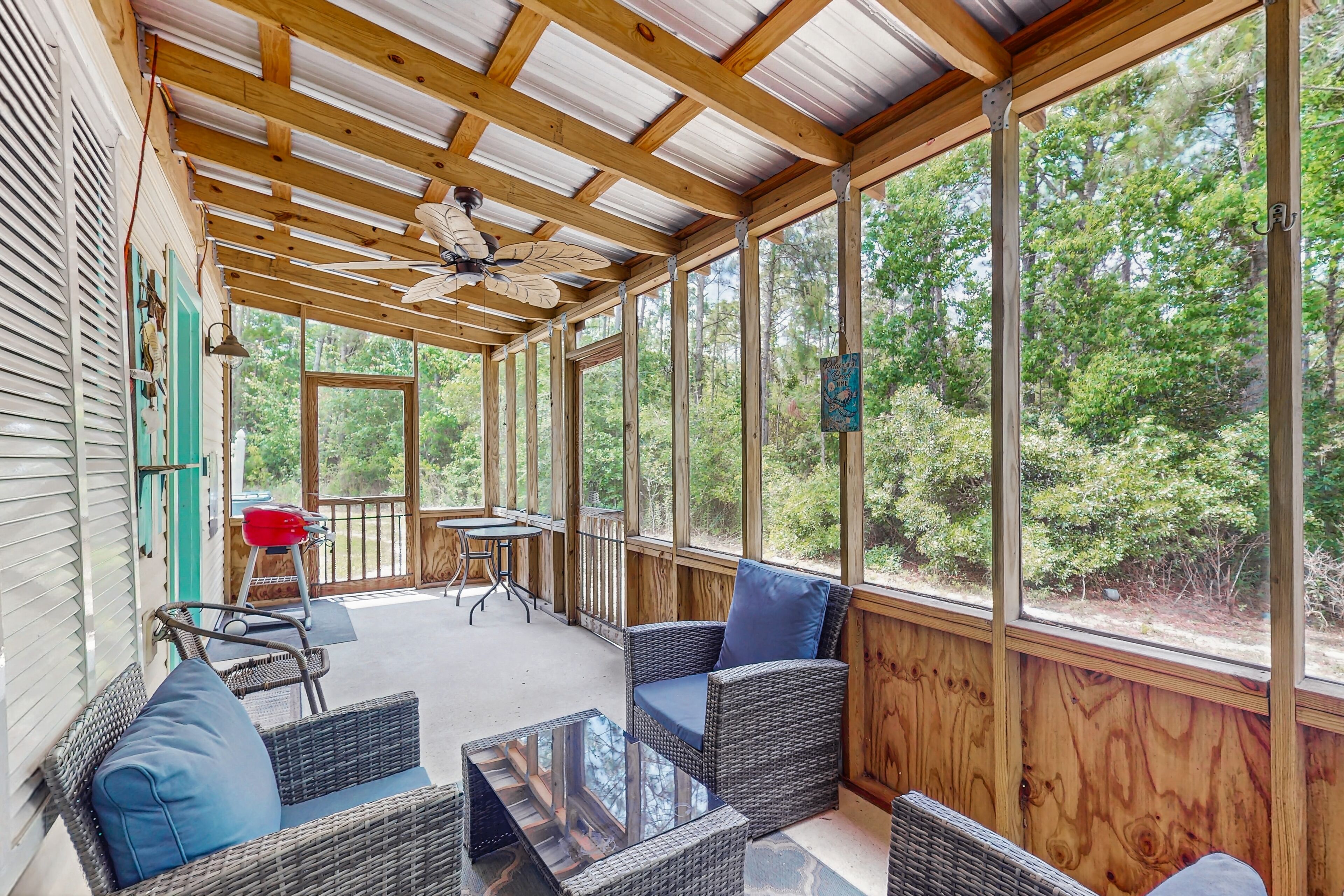 المنشأة من الداخل