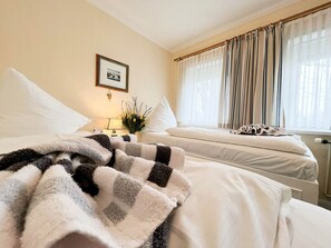 1 bedroom, WiFi, bed sheets