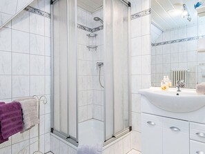 Unclassified image, 3 of 10, button - Apartment East - Relaxed island life: Cozy vacation apartment in Tinnum on (Sylt)