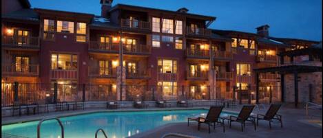 Outdoor pool, a heated pool