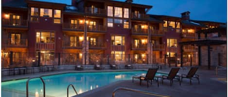 Outdoor pool, a heated pool