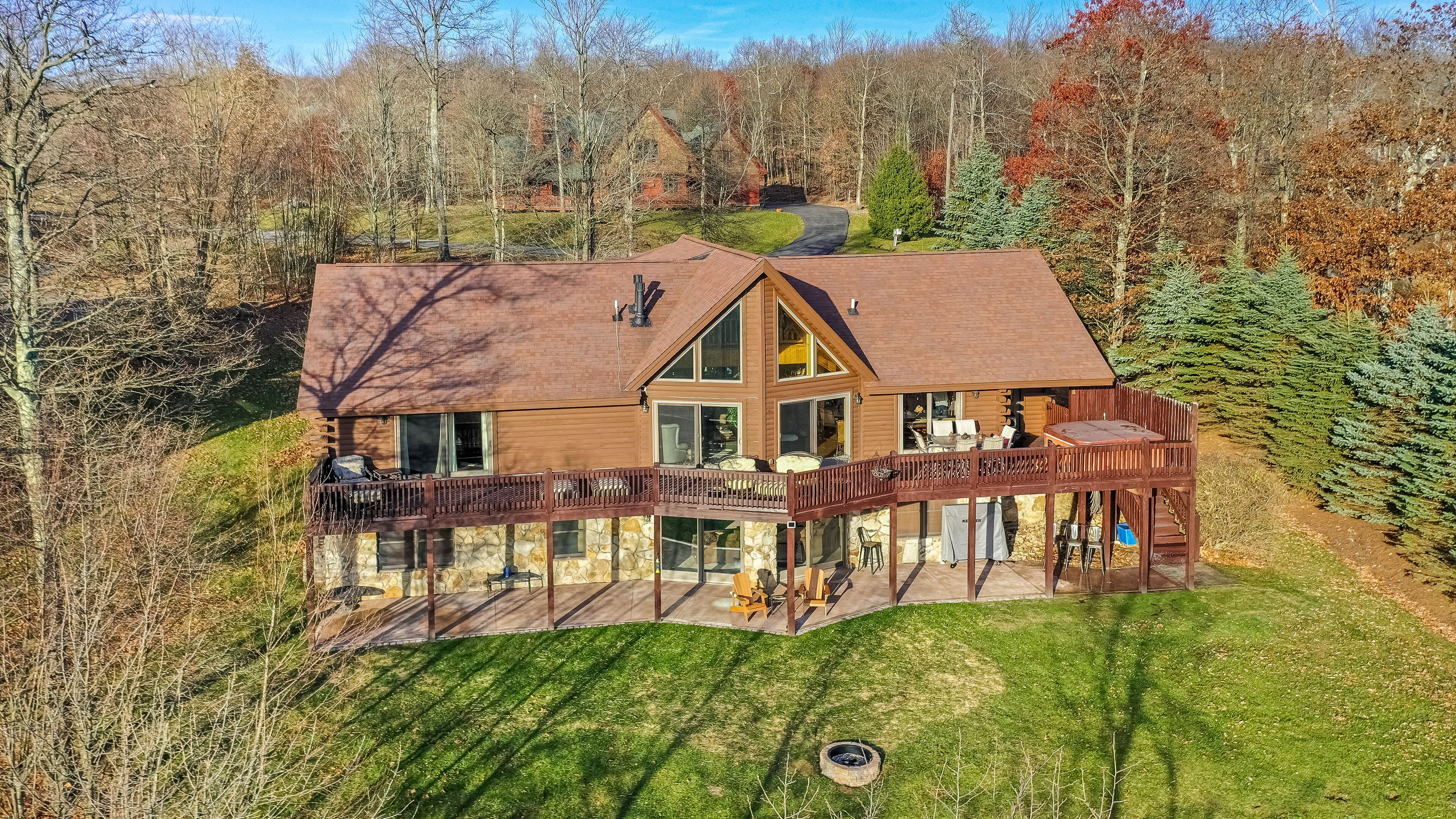 Happyplace Hideaway | Dog Friendly + Lake Access