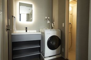 Superior Room | Laundry - Riverside Hotel Sapporo (Sapporo)