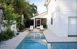 Outdoor pool - Cozi Rare Villa (Hollywood)