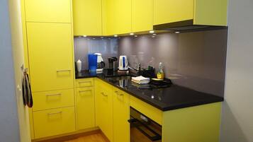 Réfrigérateur, lave-vaisselle