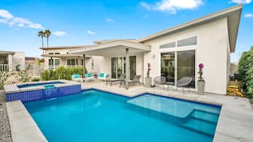 AuĂenpool, beheizter Pool